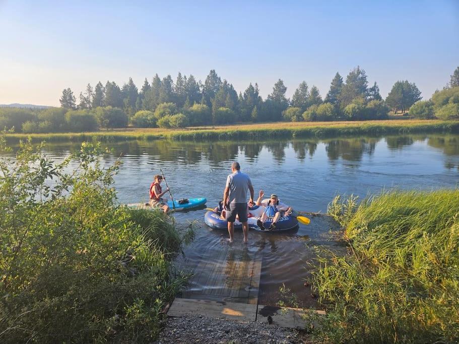 Beautiful Riverfront Near Mt Bachelor With Hot Tub Bend Ngoại thất bức ảnh